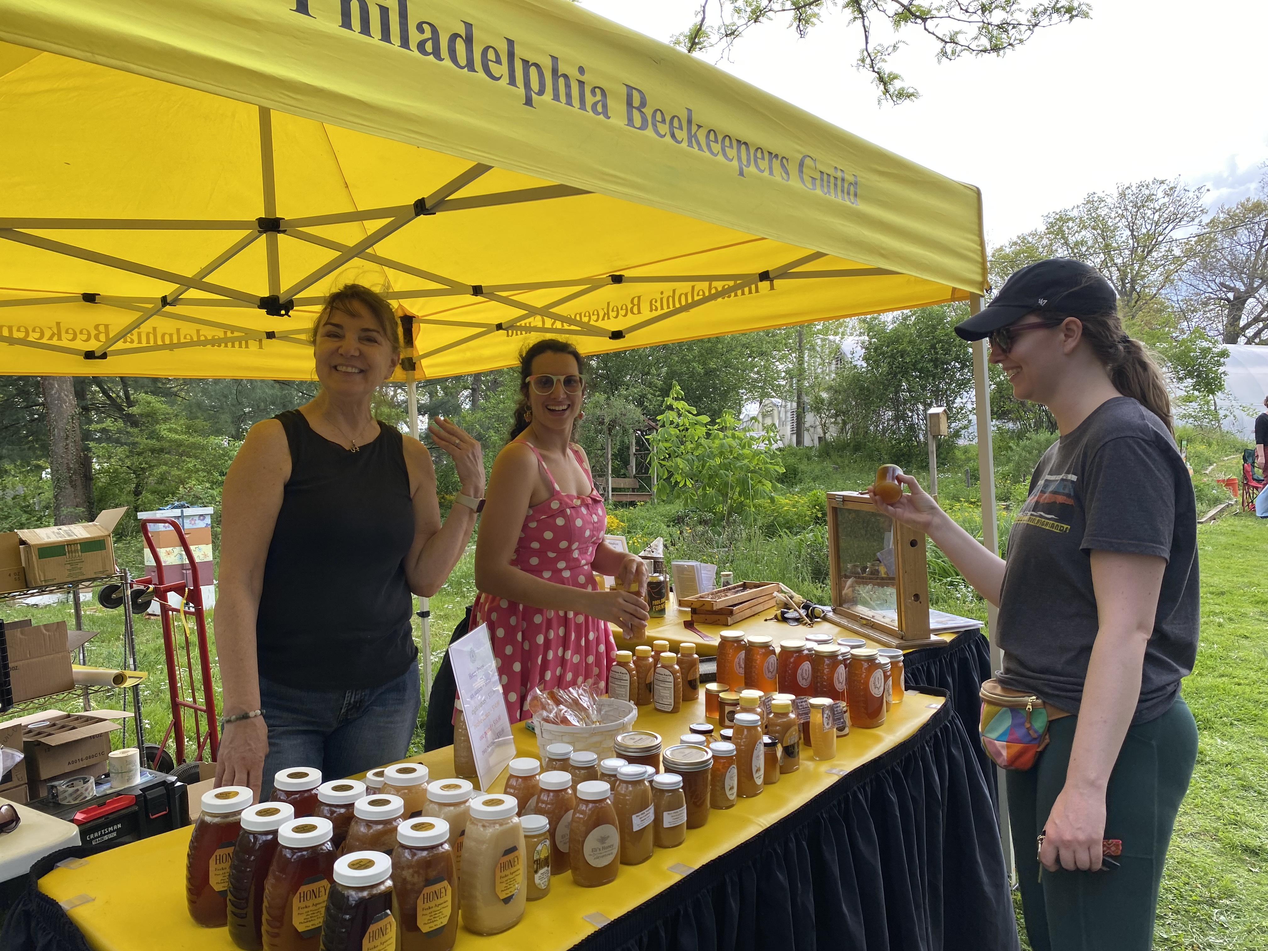 Philadelphia Beekeeper's Guild Hive Display and Sales project image