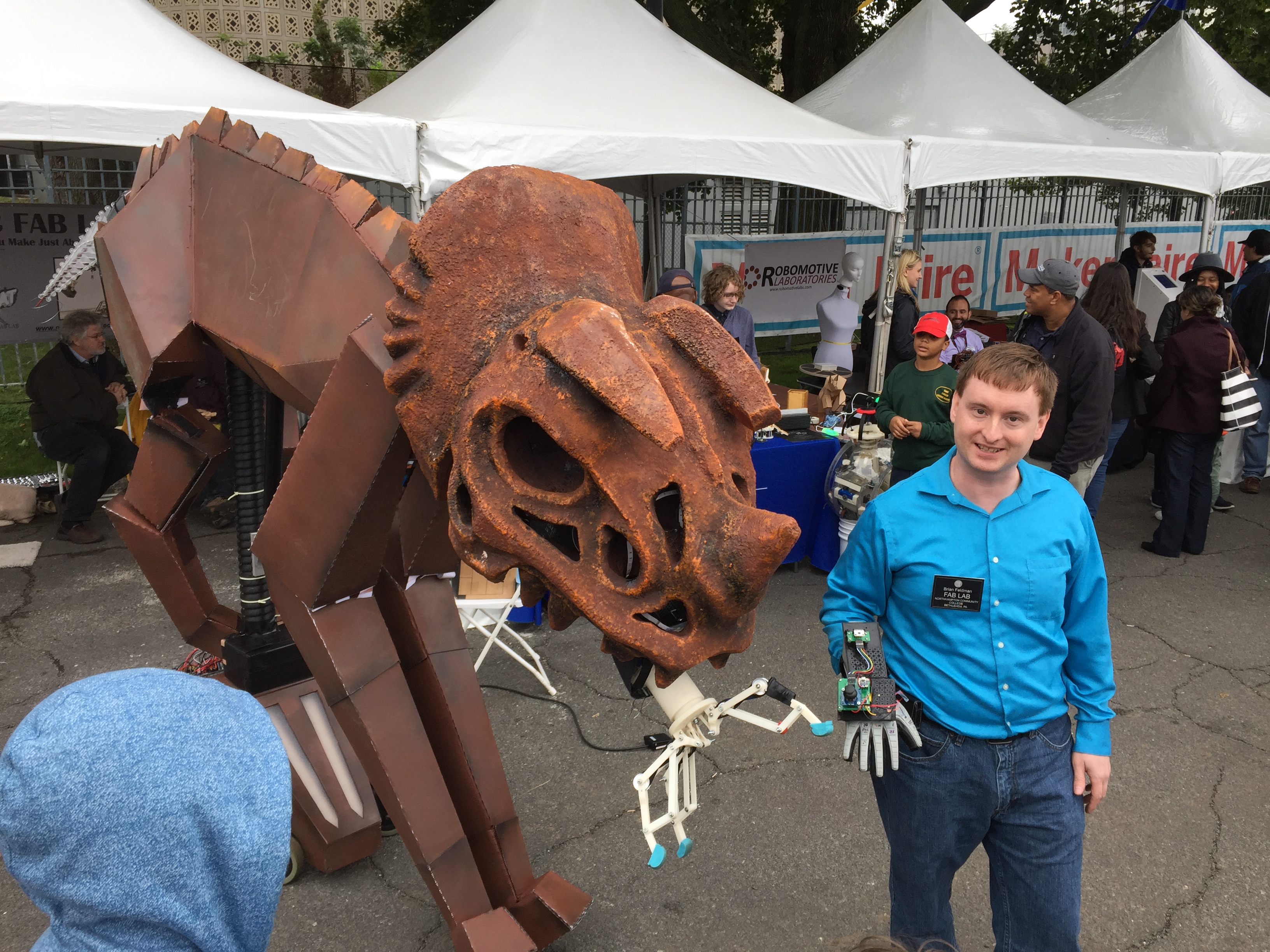 TOBOR - The Robotic Dinosaur! project image